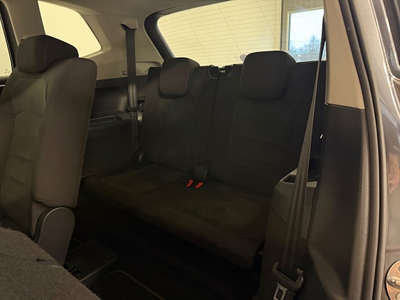 Volkswagen Tiguan Allspace 14 of 14
