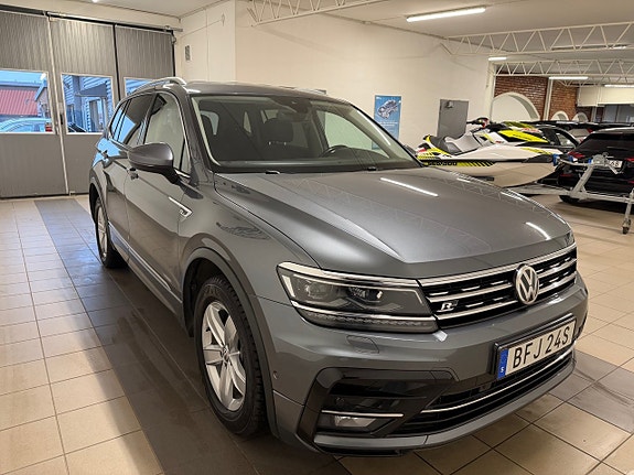 Volkswagen Tiguan Allspace 6 of 14