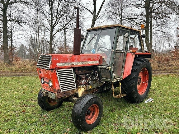 Traktor ZETOR 8011