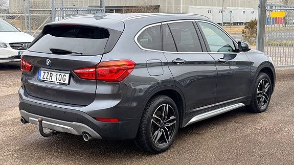 BMW X1 4 of 30