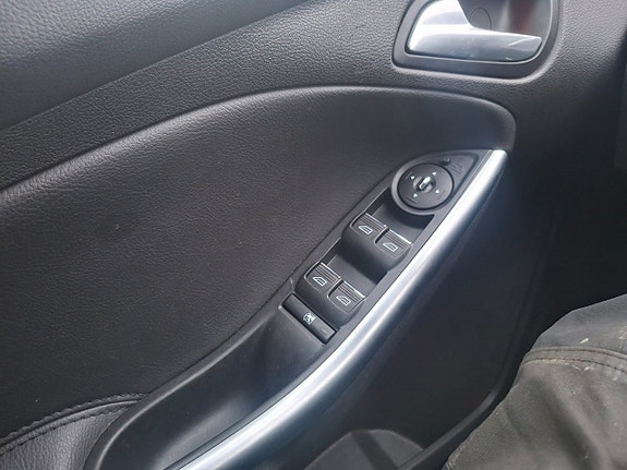 Ford Focus 11 of 12