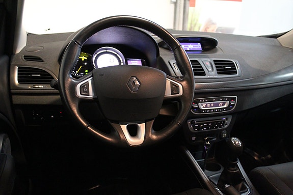 Renault Megane 12 of 21