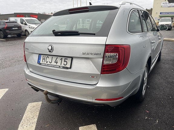 Skoda Superb 4 of 5