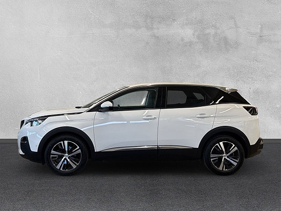 Peugeot 3008 2 of 5