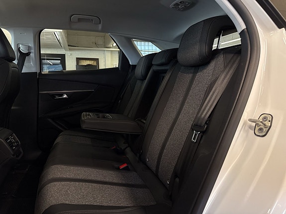 Peugeot 3008 19 of 27
