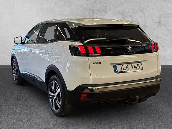 Peugeot 3008 3 of 5