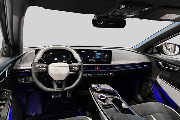 Kia EV6 8 of 27