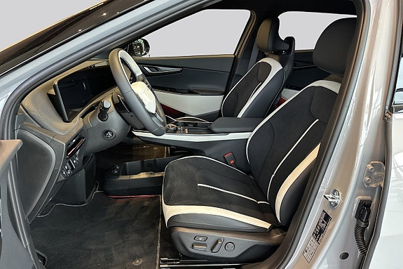 Kia EV6 13 of 27