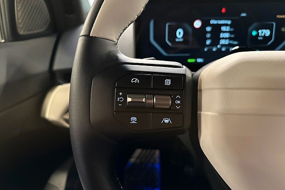 Kia EV4 17 of 27