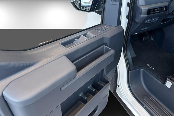 Kia PV5 16 of 28