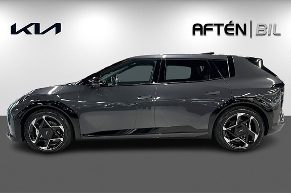 Kia EV4 5 of 28