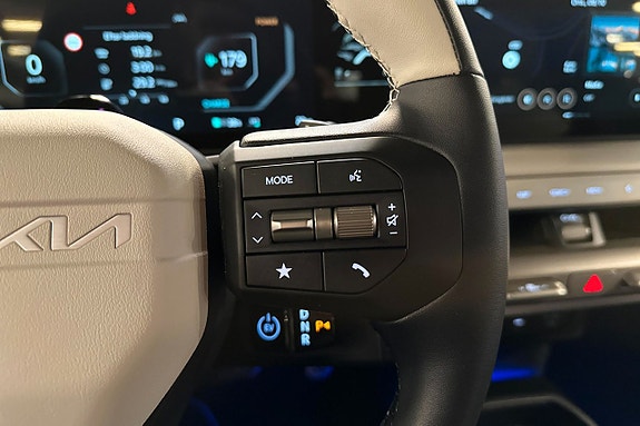 Kia EV4 18 of 28