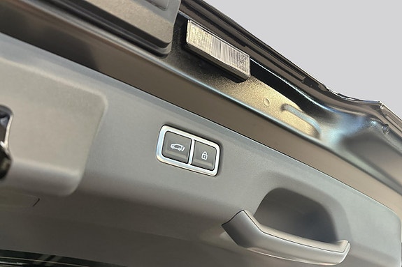 Kia EV9 15 of 27