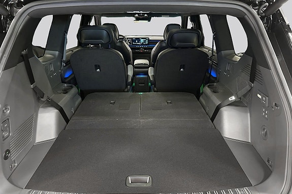 Kia EV9 14 of 27