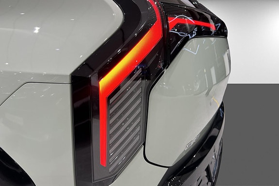 Kia EV3 16 of 22