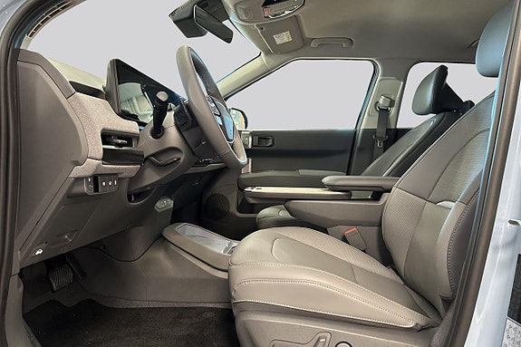 Kia EV3 8 of 20