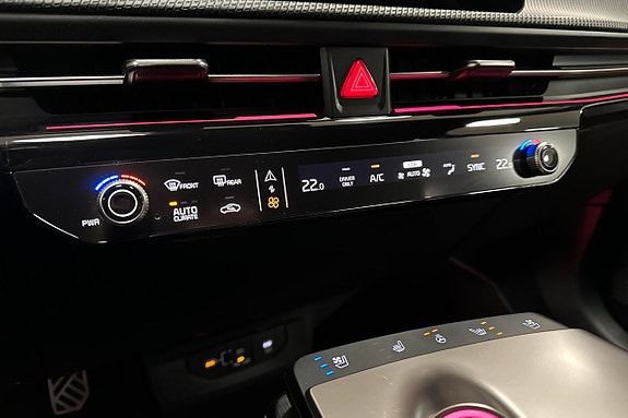 Kia EV6 18 of 22