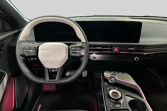 Kia EV6 7 of 22