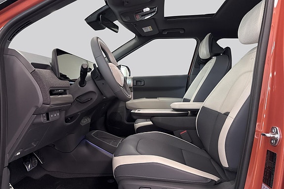 Kia EV3 8 of 21