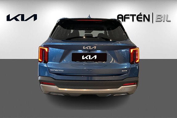 Kia Sorento 5 of 23