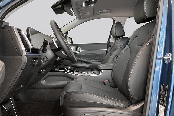 Kia Sorento 8 of 23