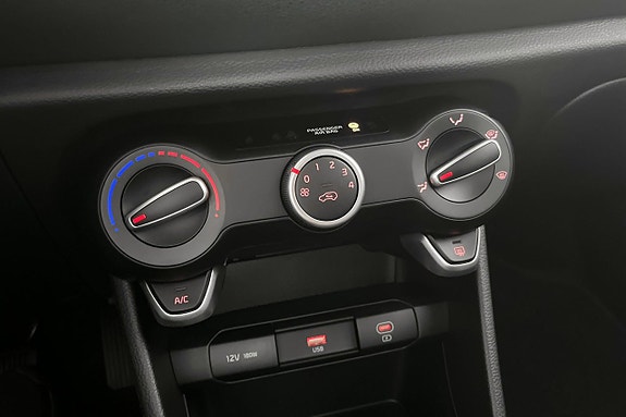 Kia Picanto 9 of 11