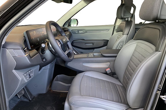 Kia EV9 12 of 27