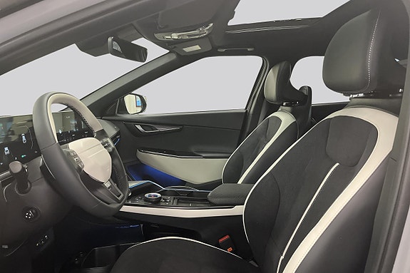 Kia EV6 8 of 20