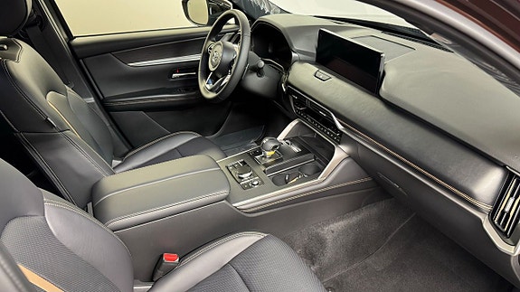 Mazda CX-80 10 of 27