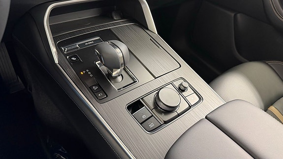 Mazda CX-80 24 of 27