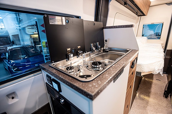 Bürstner HABITON HMX 6.0 4x4 190hk Mercedes Långbädd, LAGERBIL 7 of 27