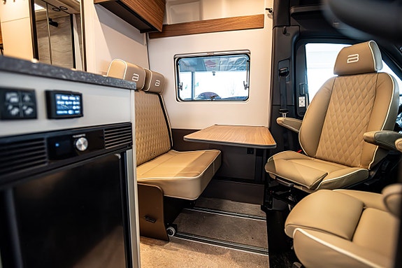 Bürstner HABITON HMX 6.0 4x4 190hk Mercedes Långbädd, LAGERBIL 3 of 27