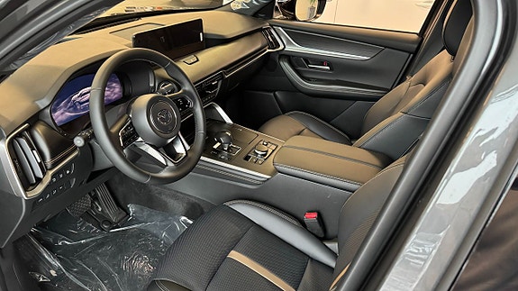 Mazda CX-80 7 of 11