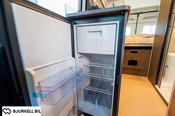 Bürstner B66 C600 Aut, 140 hk, Laddbooster 300w, Backkamera, Popuptak, 8 of 21