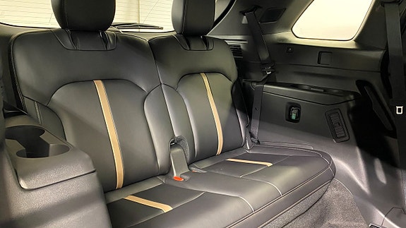 Mazda CX-80 7 of 18