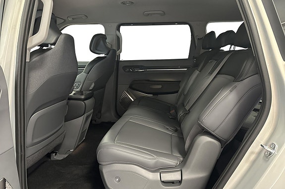 Kia EV9 15 of 25