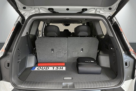 Kia EV9 16 of 25