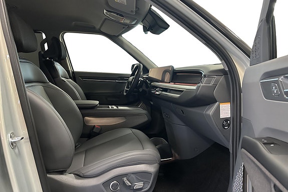 Kia EV9 12 of 25