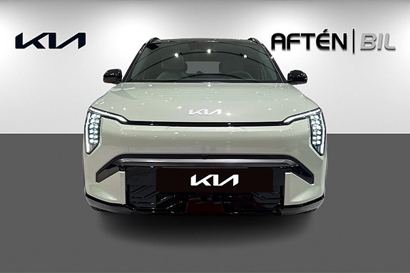 Kia EV3 3 of 24