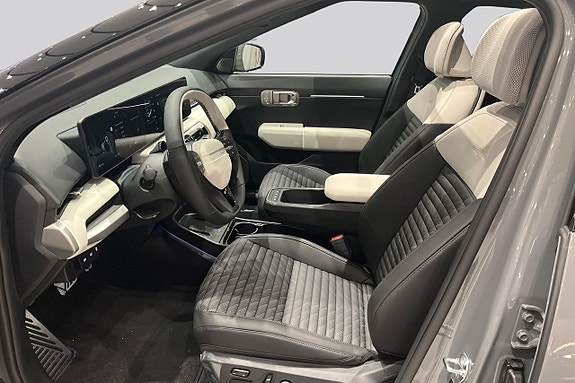 Kia EV4 13 of 26