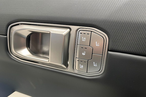 Kia EV4 16 of 26