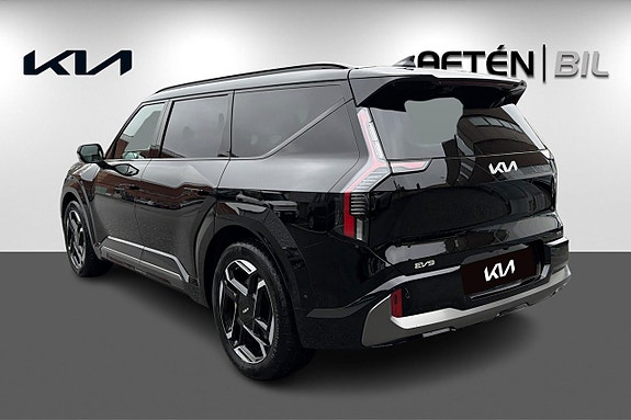 Kia EV9 4 of 30
