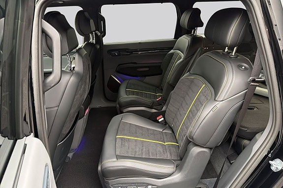 Kia EV9 12 of 30