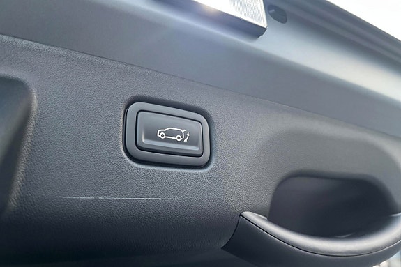 Kia EV4 14 of 26