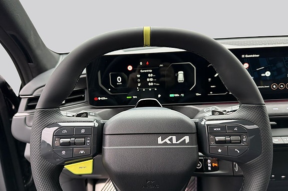 Kia EV9 18 of 30