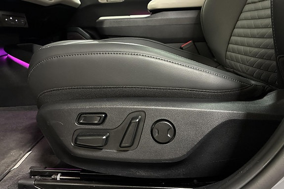 Kia EV4 18 of 28