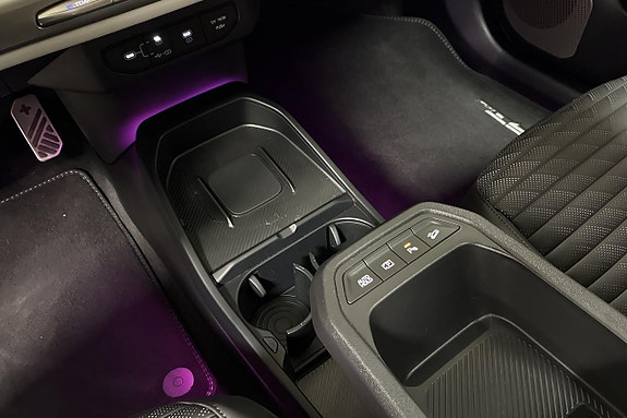 Kia EV4 14 of 28