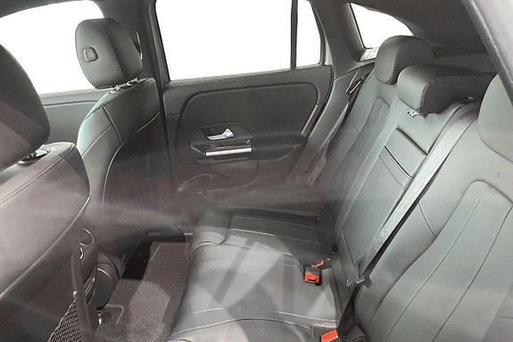 Mercedes-Benz EQA250+ 17 of 22