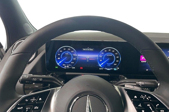 Mercedes-Benz EQA250+ 7 of 22