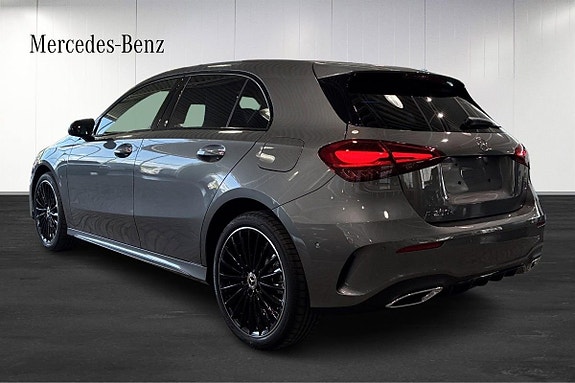 Mercedes-Benz A250 e 3 of 5